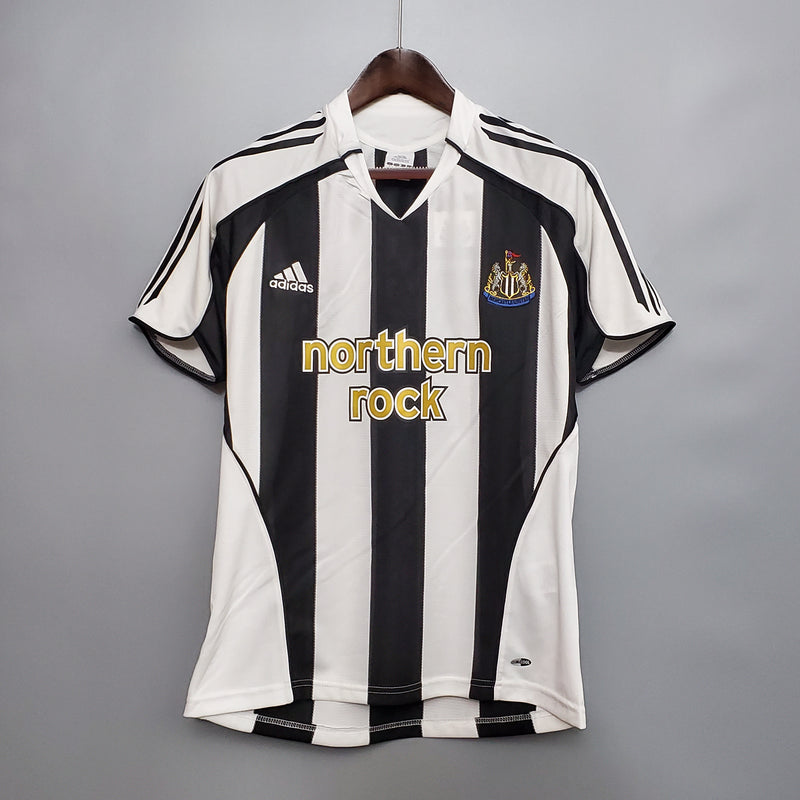 Camisa Newcastle Home 05/06 - Versão Retrô