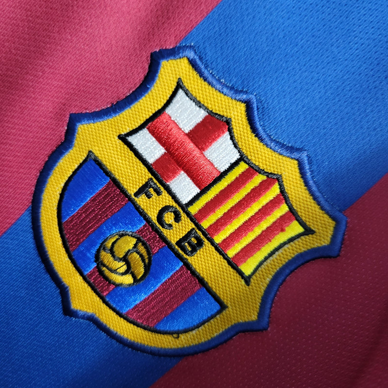 Camisa Barcelona Home 05/06 - Versão Retrô