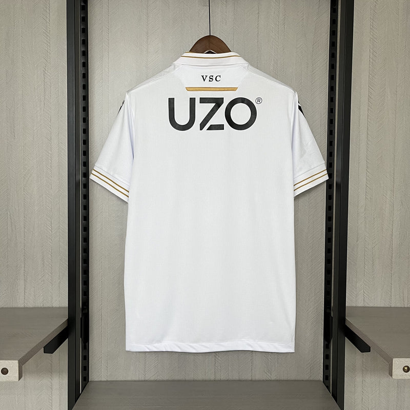 Camisa Vitória de Guimarães Home 24/25 - Macron Torcedor Masculina