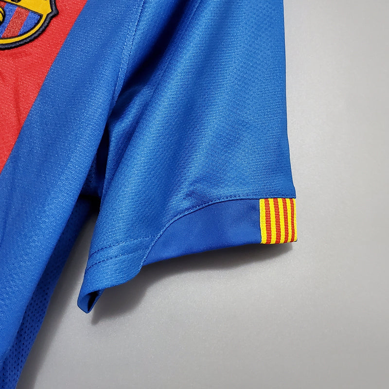 Camisa Barcelona Home 06/07 - Versão Retrô